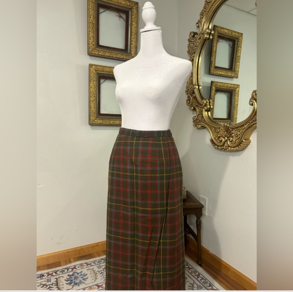 VINTAGE Handmade Plaid Skirt - Size M - Picture 3 of 7